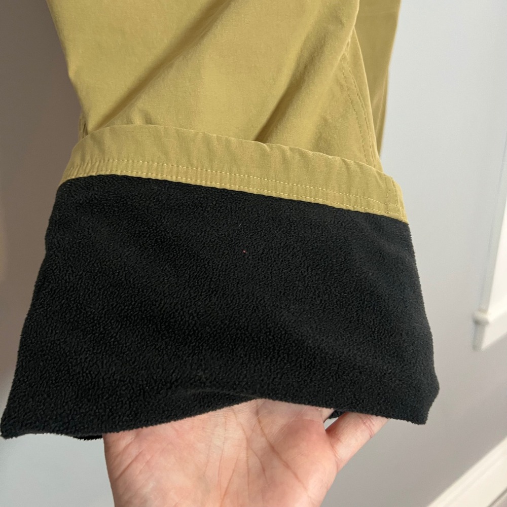Eddie Bauer First Ascent Mens 38x30 Fleece Lined Guide Pants Tan‎ Hiking Gorp - Picture 5 of 9